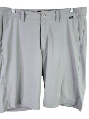 Mens Travis Mathew Gray Golf Shorts 12" Inseam Polyester Blend Stretch Size 34